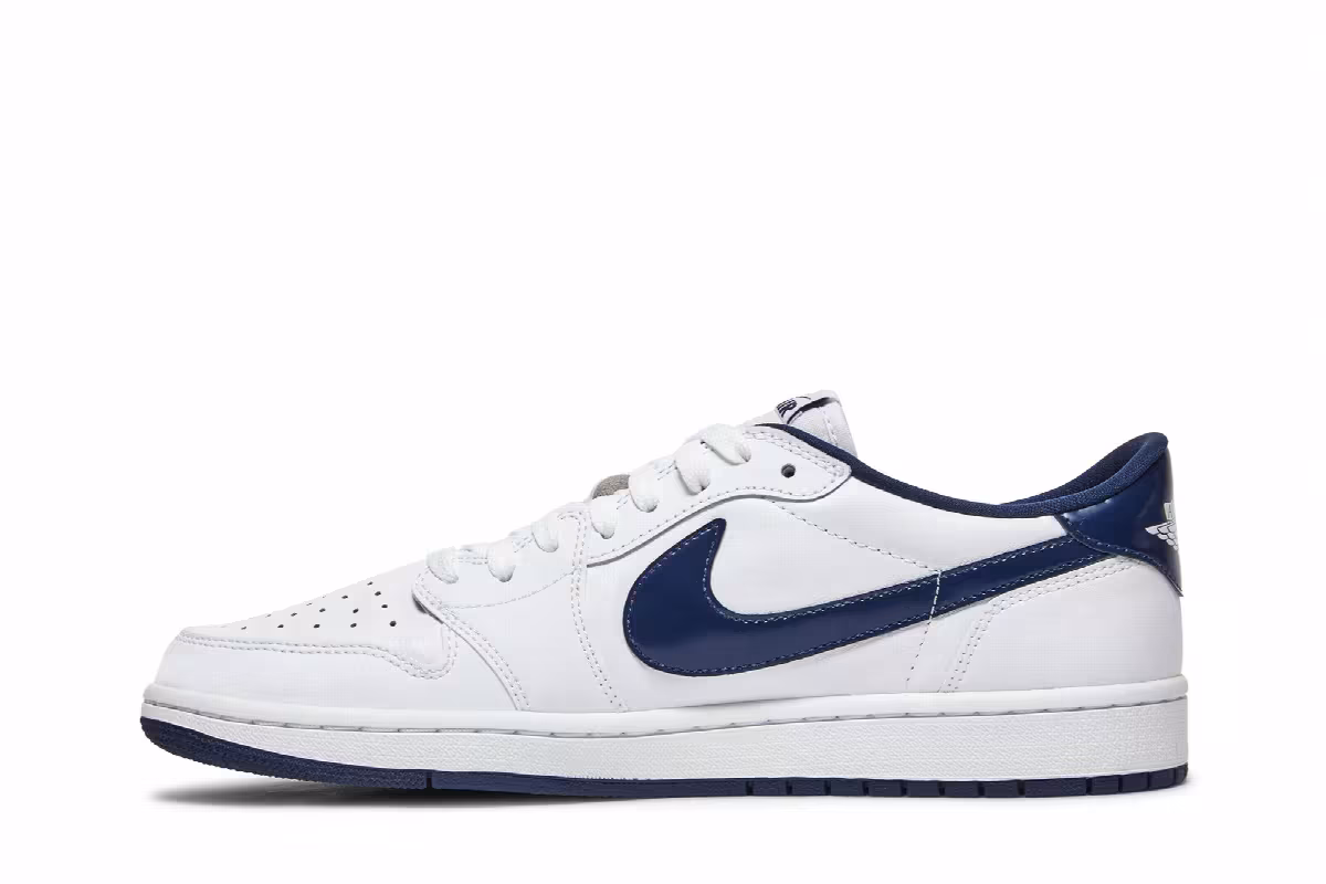 Air Jordan 1 Low OG Metallic Blue 2016, view 4