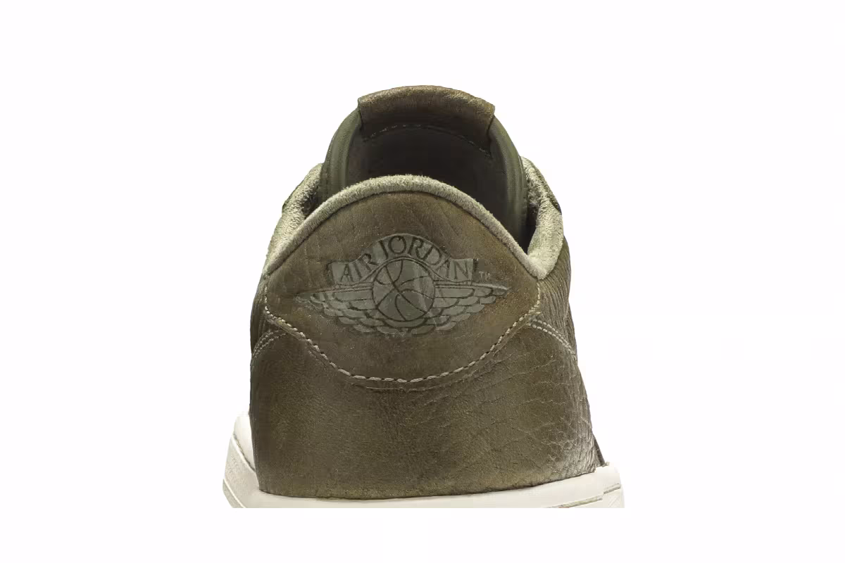 Air Jordan 1 Low Swooshless Trooper, view 8