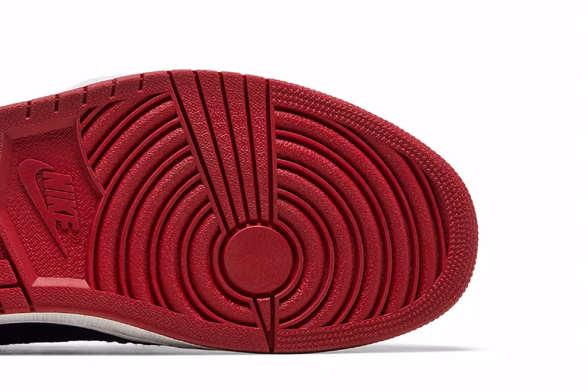 Air Jordan 1 Ultra High Banned, view 6
