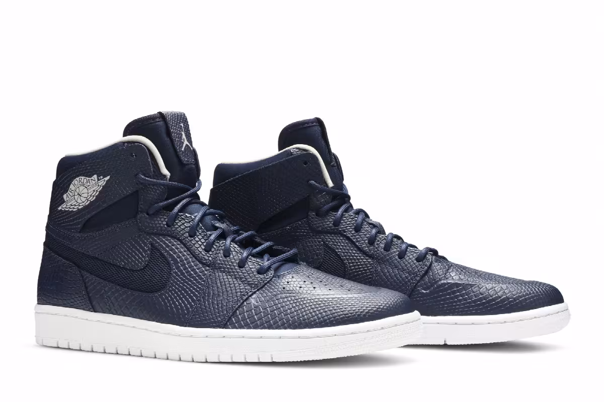 Air Jordan 1 High Nouveau Navy Snake, view 9