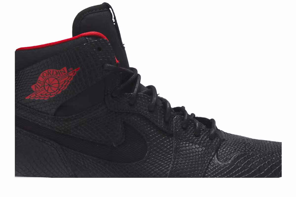 Air Jordan 1 High Nouveau Snakeskin, view 3