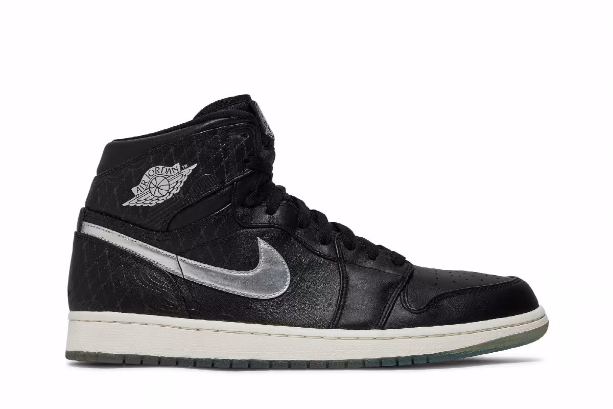 Air Jordan 1 High Passport, view 2