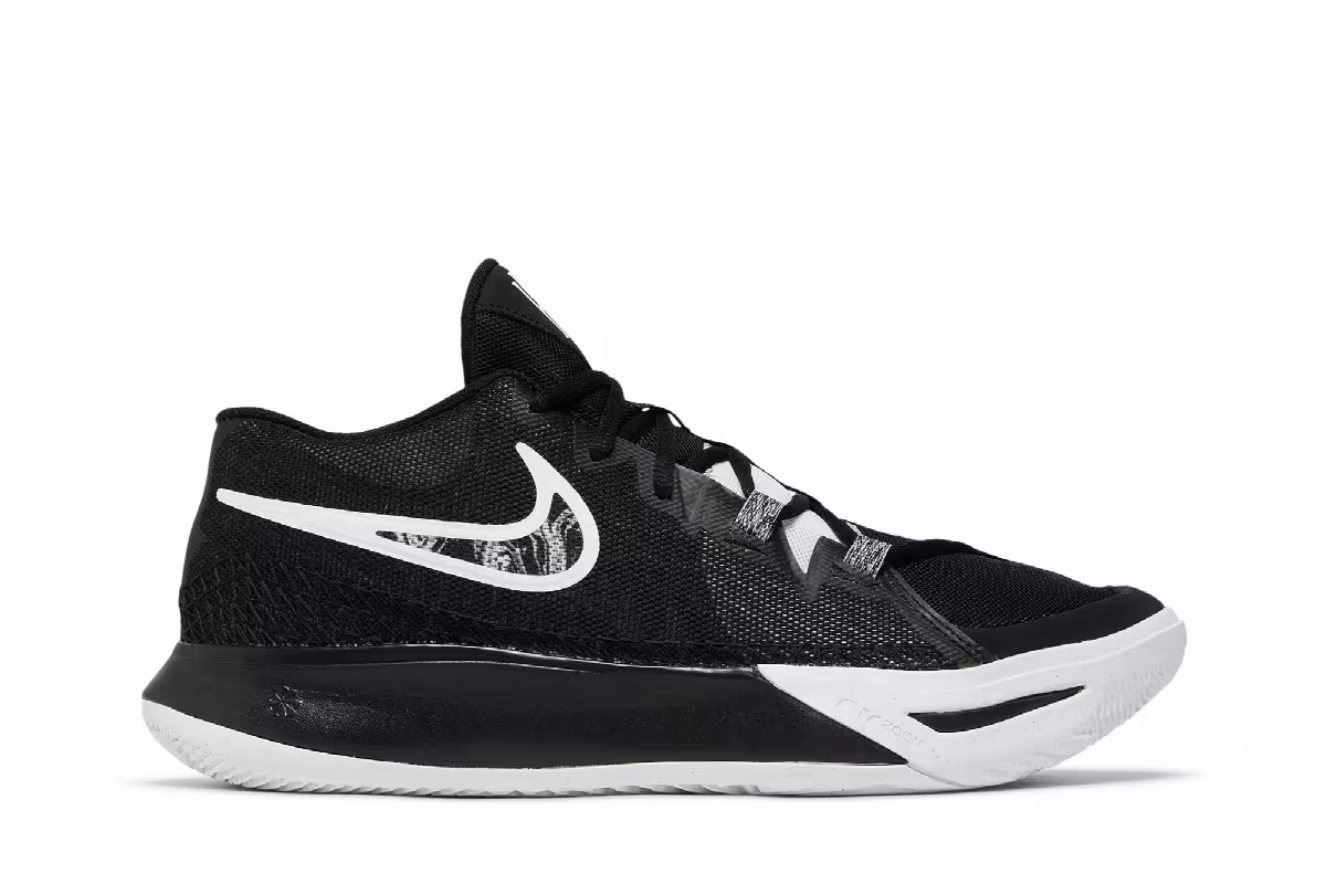 Nike Kyrie Flytrap 6 Black White, view 2