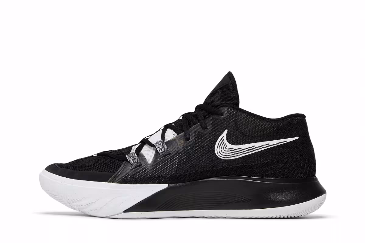 Nike Kyrie Flytrap 6 Black White, view 4