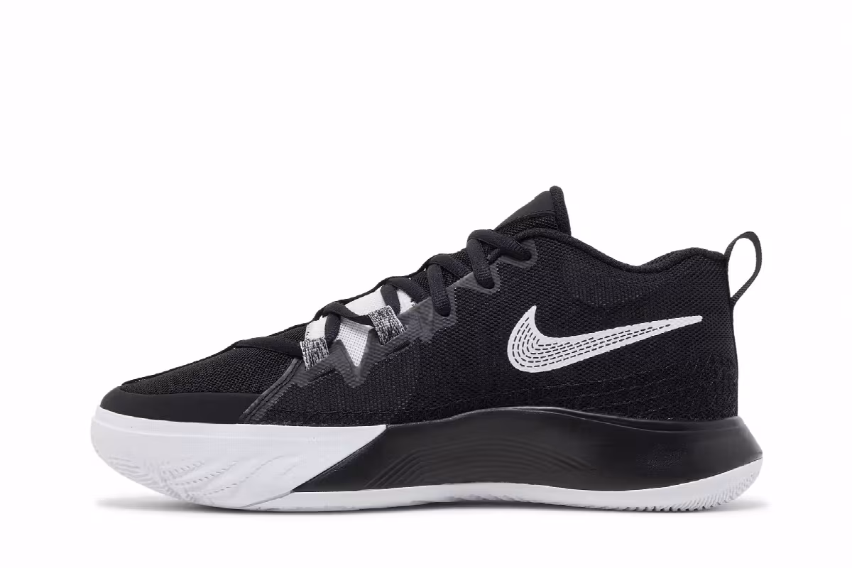 Nike Kyrie Flytrap 6 GS Black White, view 4