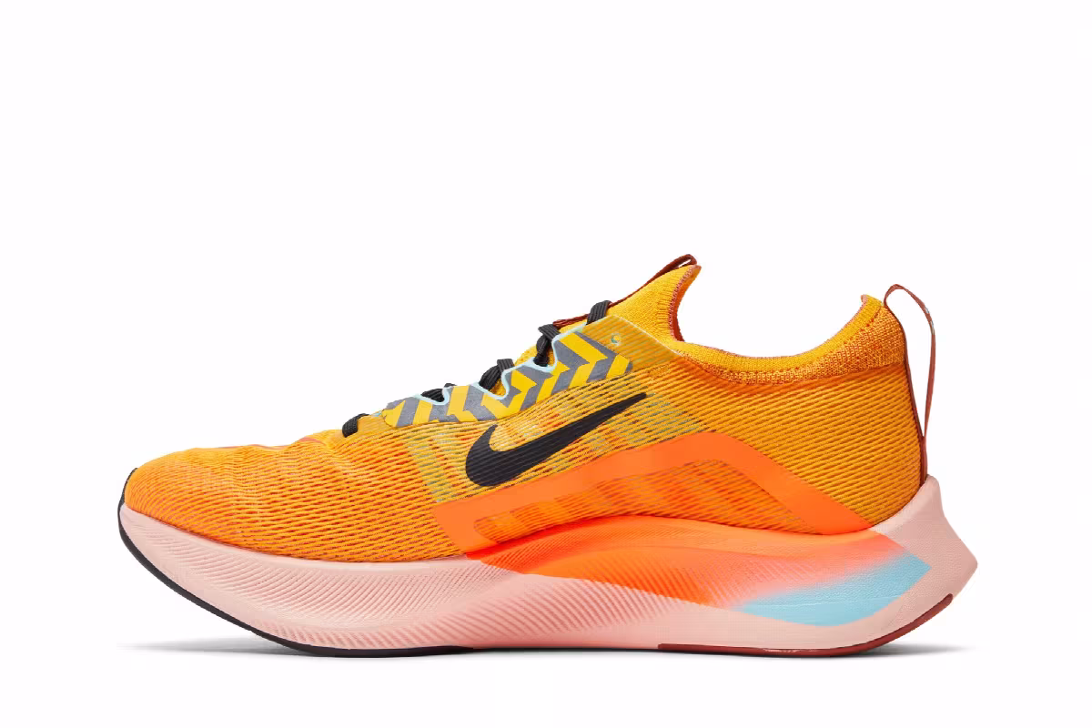 Nike Zoom Fly 4 University Gold, view 4