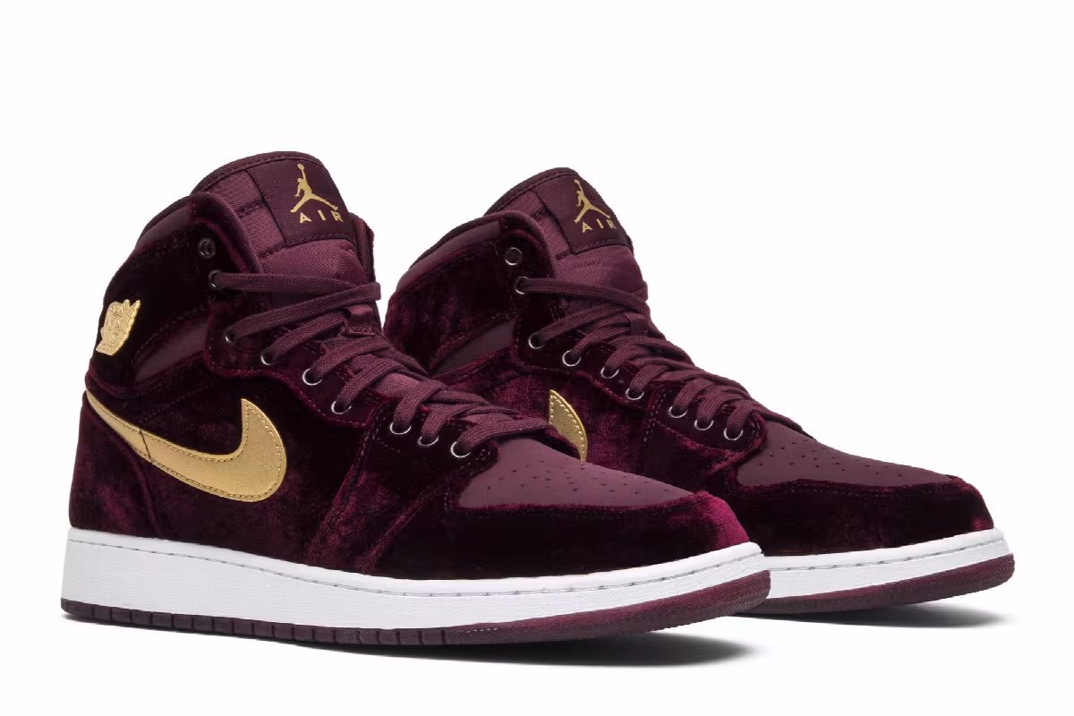 Air Jordan 1 Heiress GG Velvet, view 9