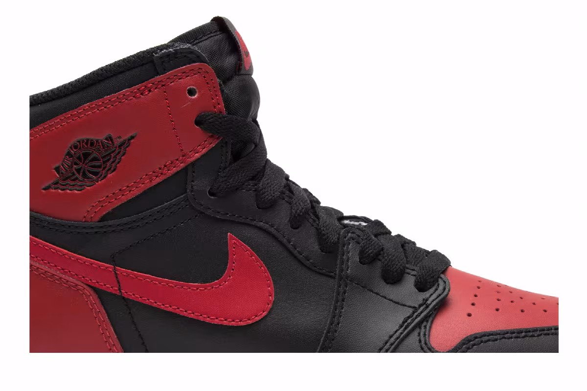 Air Jordan 1 High OG GS Banned 2016, view 3