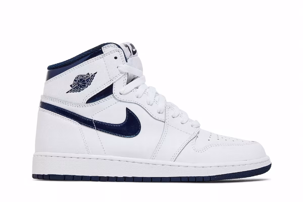 Air Jordan 1 High OG BG Metallic Navy, view 2
