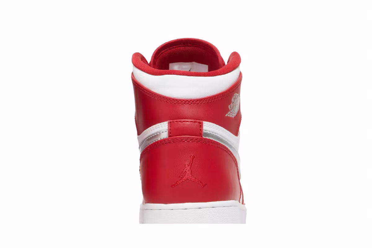 Air Jordan 1 High GS Silver Medal, view 8