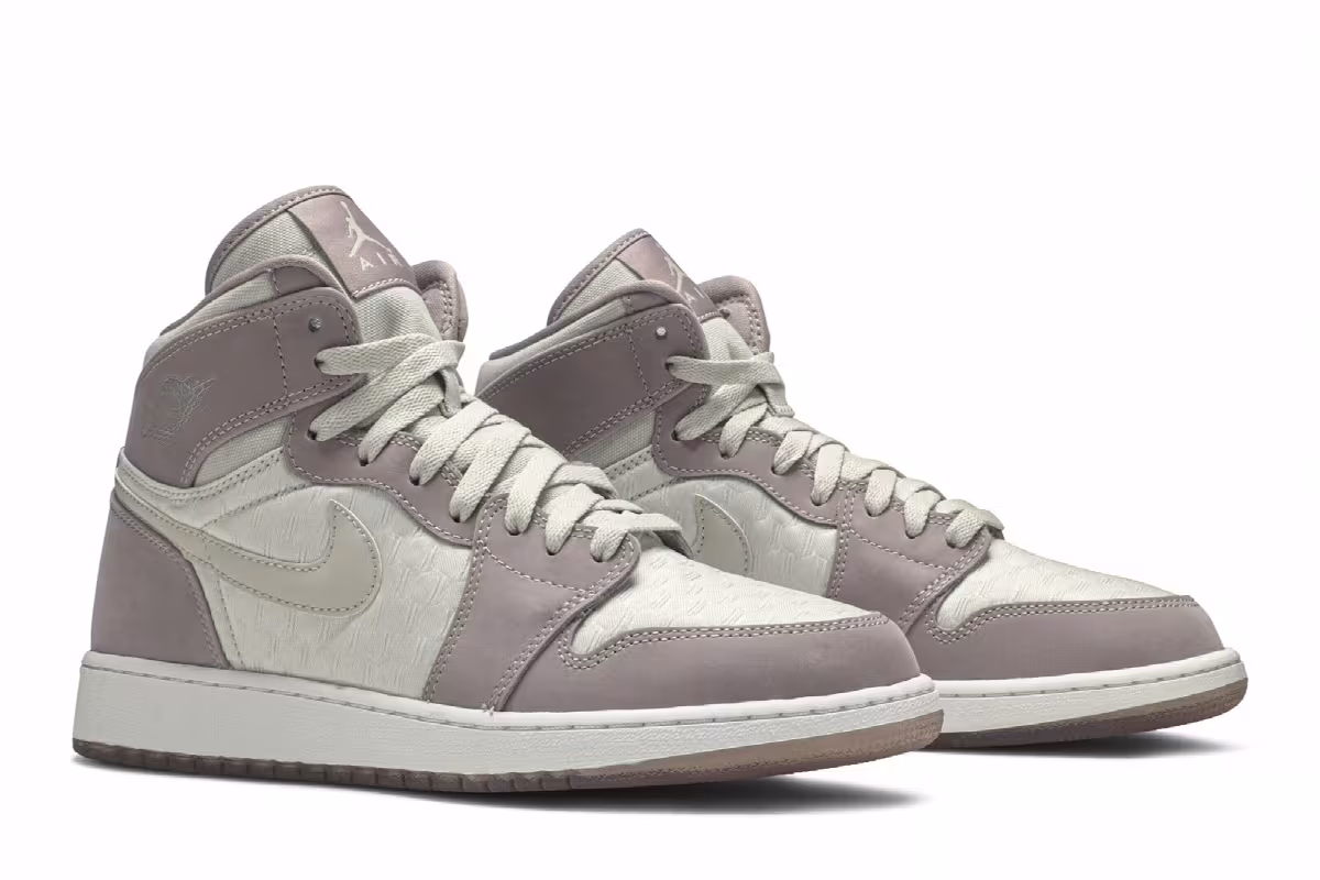 Air Jordan 1 High GG Heiress, view 9