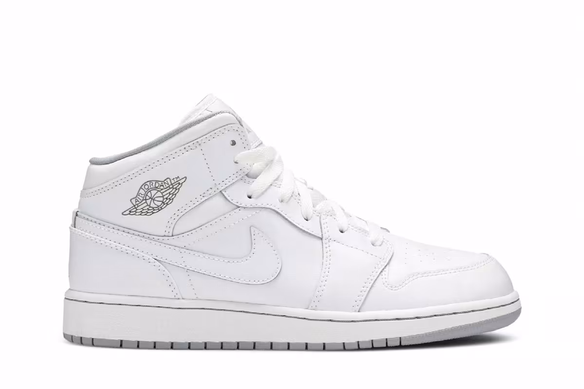Air Jordan 1 Mid GS White Wolf Grey, view 2