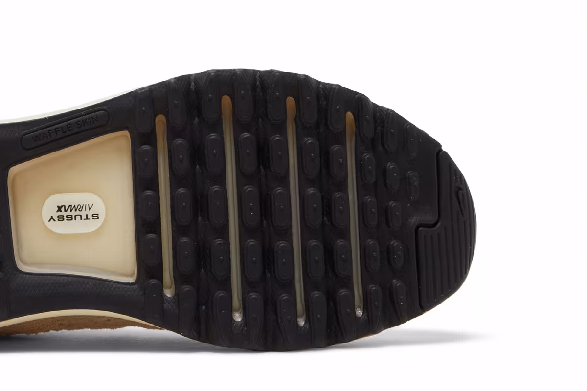 Stussy x Nike Air Max 2013 Fossil, view 6