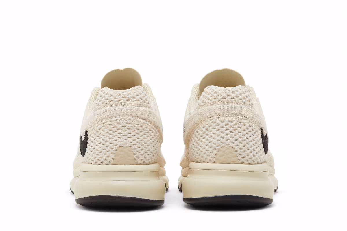 Stussy x Nike Air Max 2013 Fossil, view 7