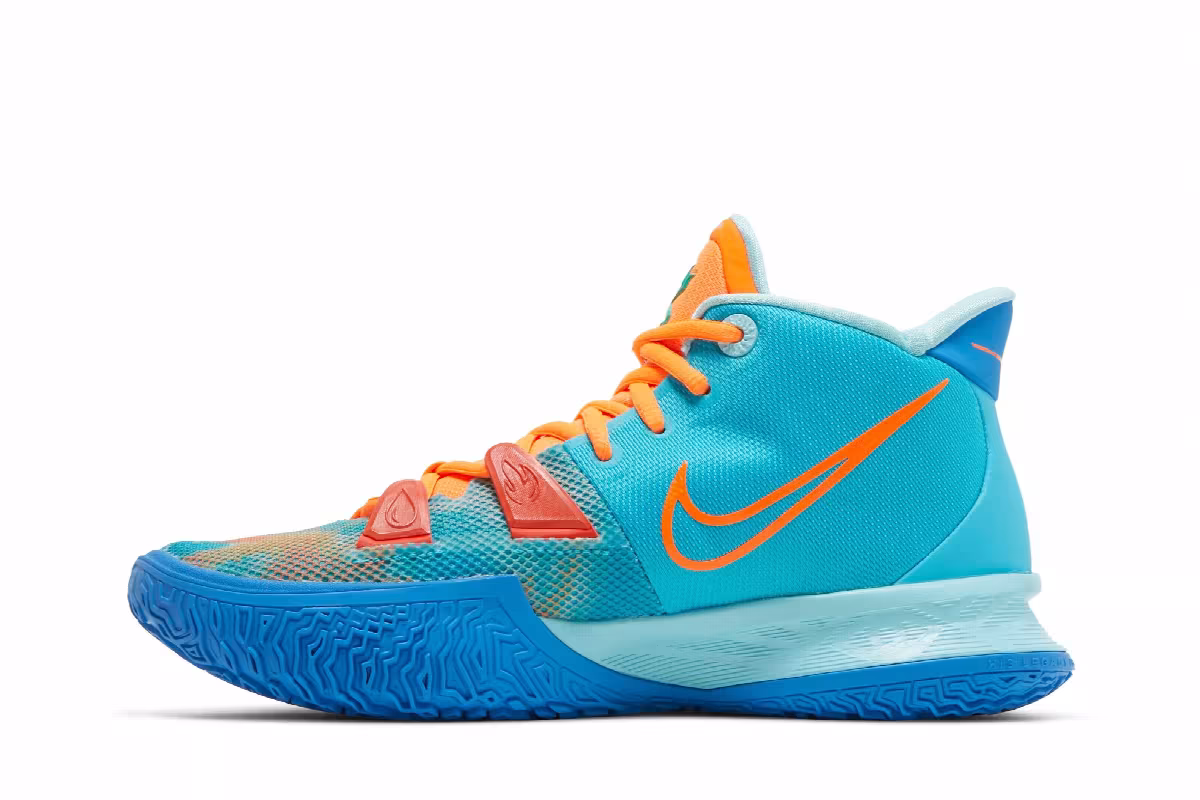 Sneaker Room x Nike Kyrie 7 Fire & Water, view 4