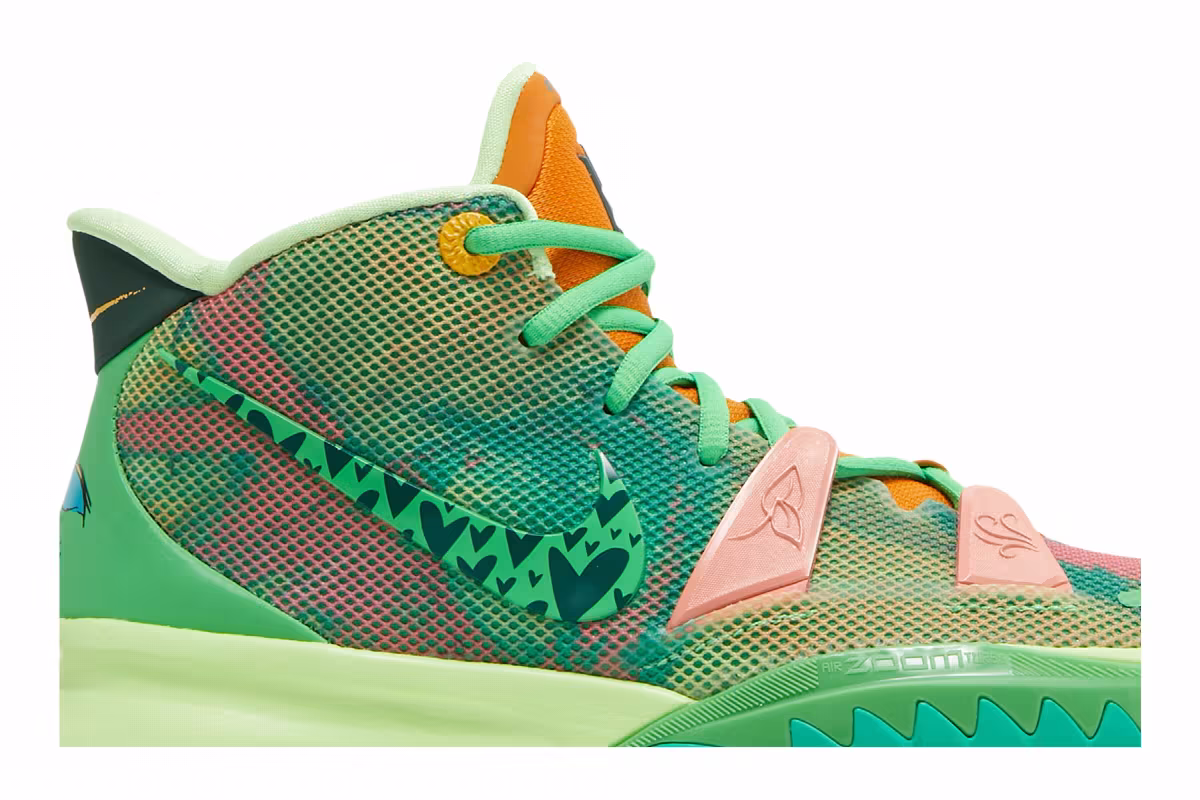 Sneaker Room x Nike Kyrie 7 Air & Earth, view 3