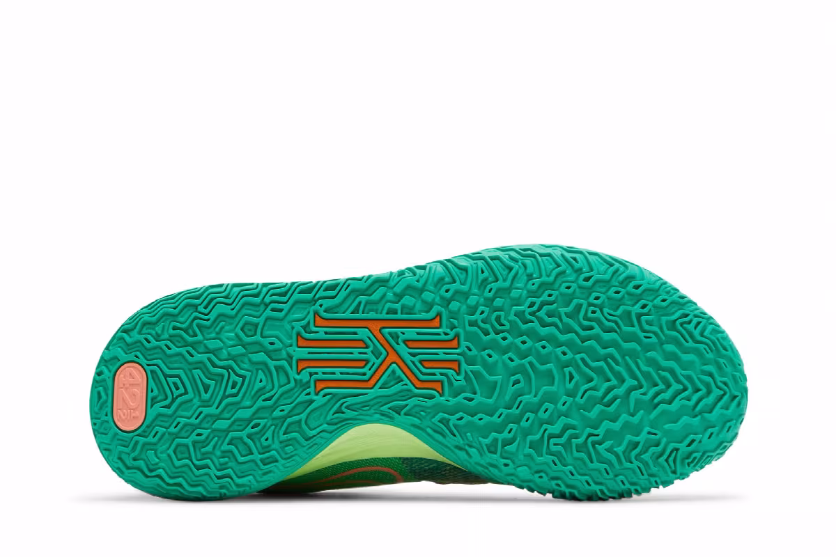 Sneaker Room x Nike Kyrie 7 Air & Earth, view 5