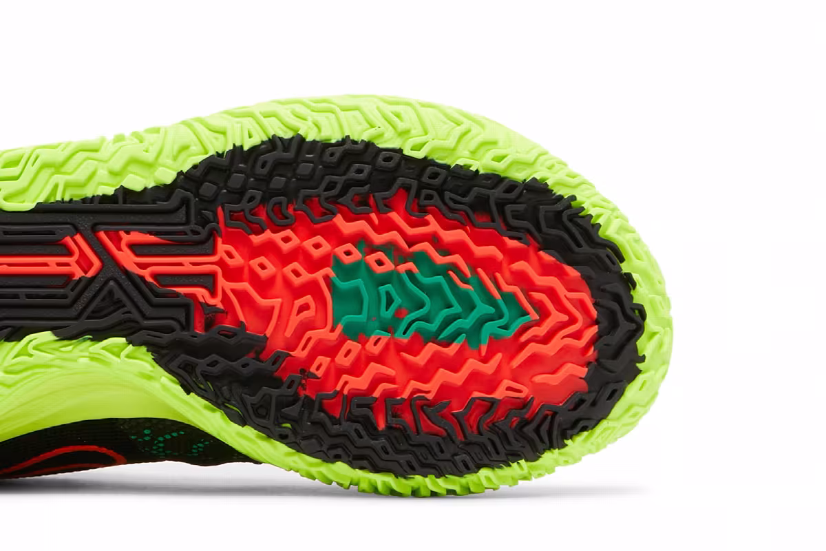Nike Kyrie 7 Weatherman Alternate, view 6