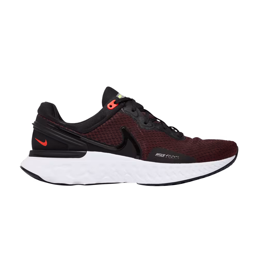 Nike React Miler 3 Black Siren Red