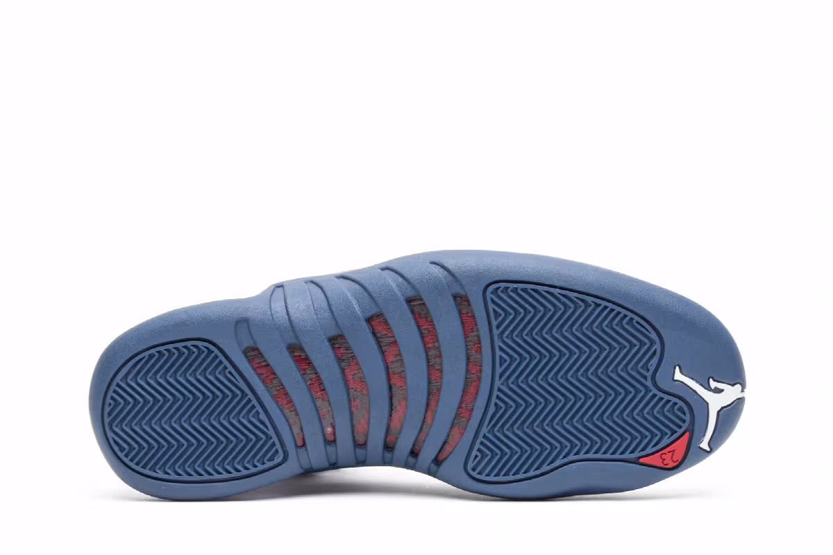 Air Jordan 12 French Blue 2016, view 5