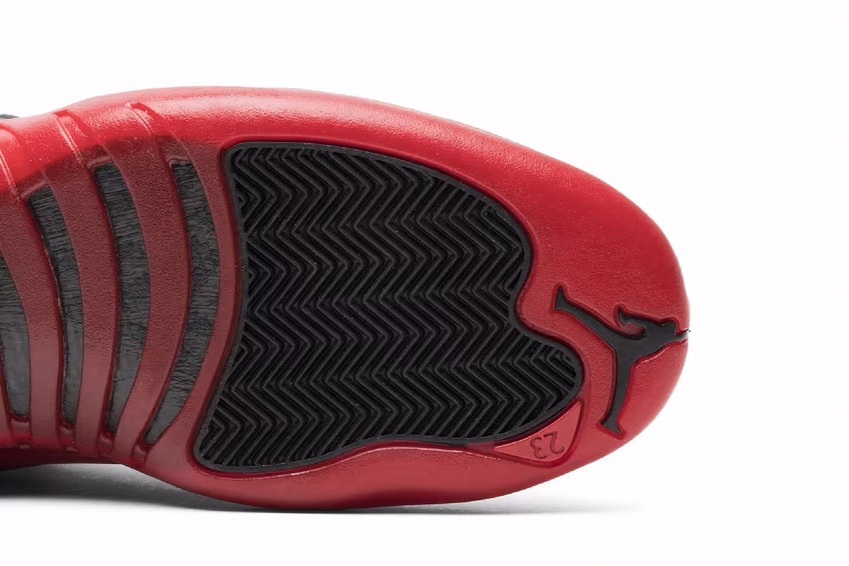Air Jordan 12 flu game 2016 release 2016, view 6