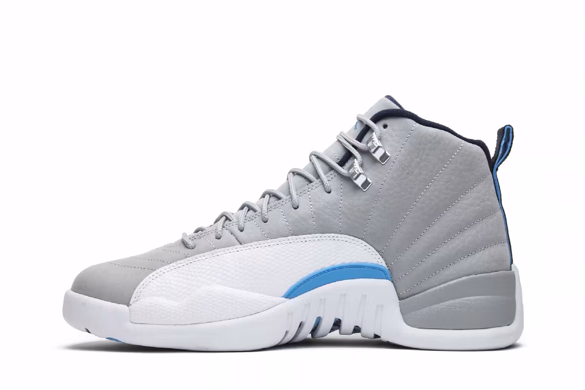 Air Jordan 12 Grey University Blue, view 4