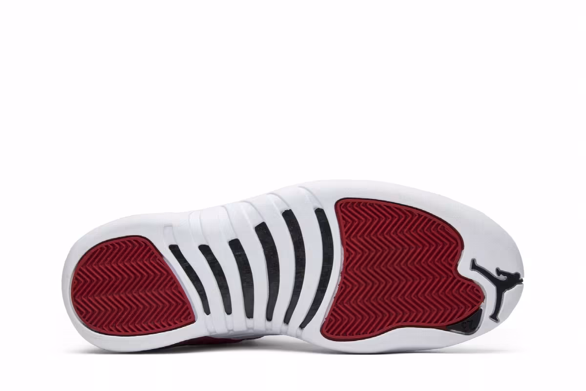 Air Jordan 12 Gym Red, view 5