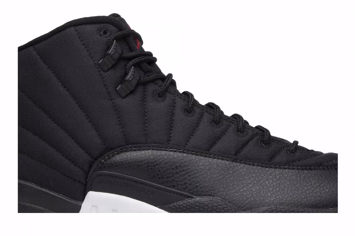 Air Jordan 12 nylon, view 3