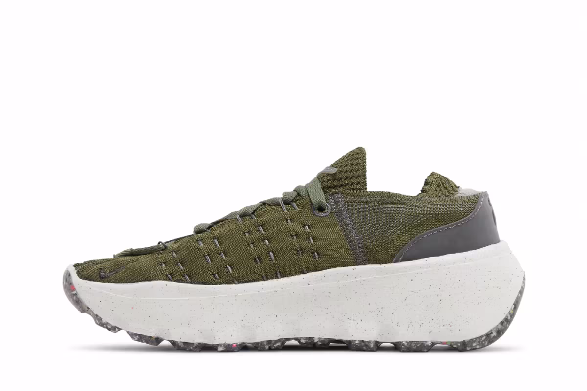 Nike Women's Space Hippie 04 Rough Green, view 4