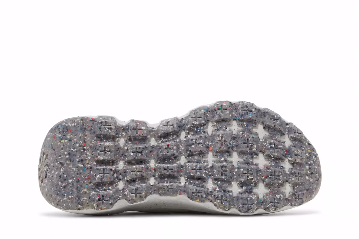 Nike Women's Space Hippie 04 Cave Stone, view 5