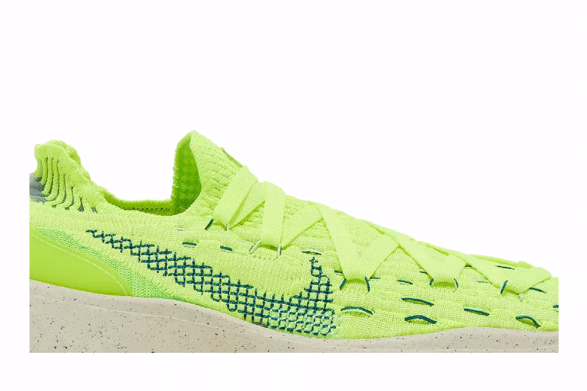 Nike Women's Space Hippie 04 Light Lemon Twist, view 3
