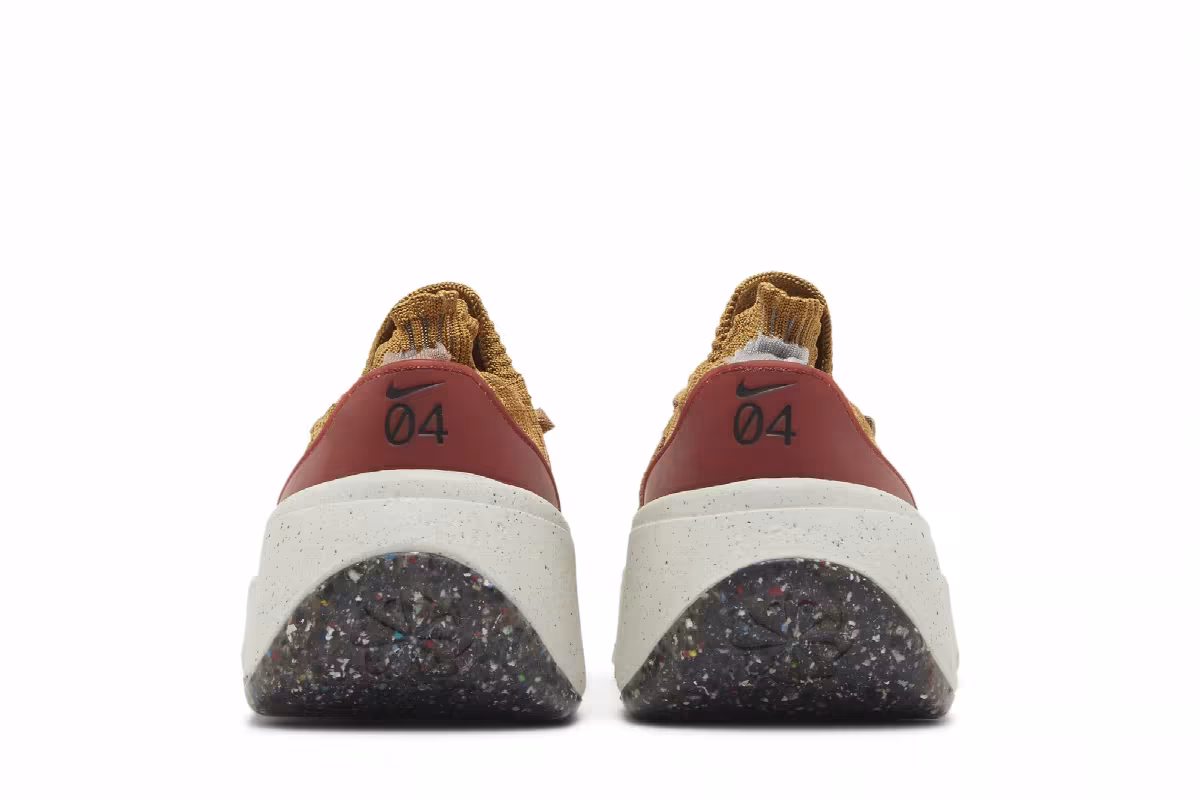 Nike Women's Space Hippie 04 Wheat Dark Beetroot, view 7