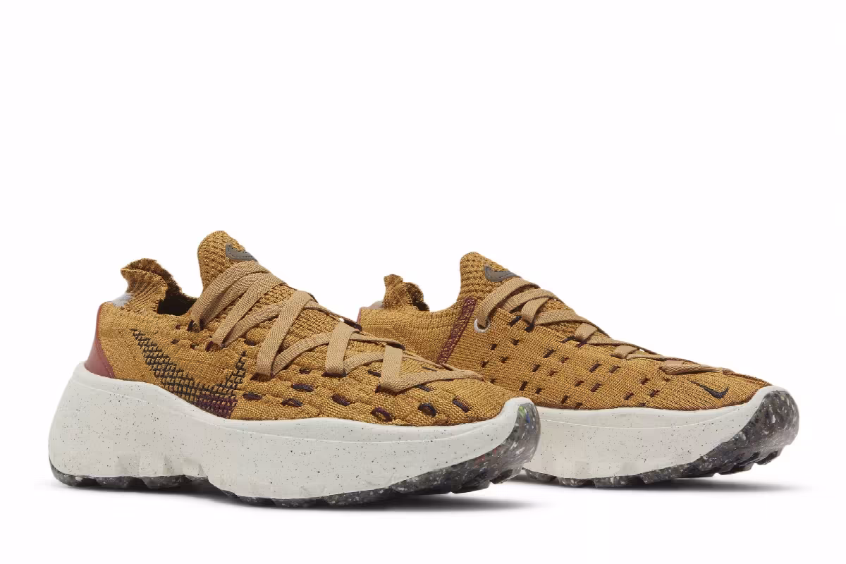 Nike Women's Space Hippie 04 Wheat Dark Beetroot, view 9