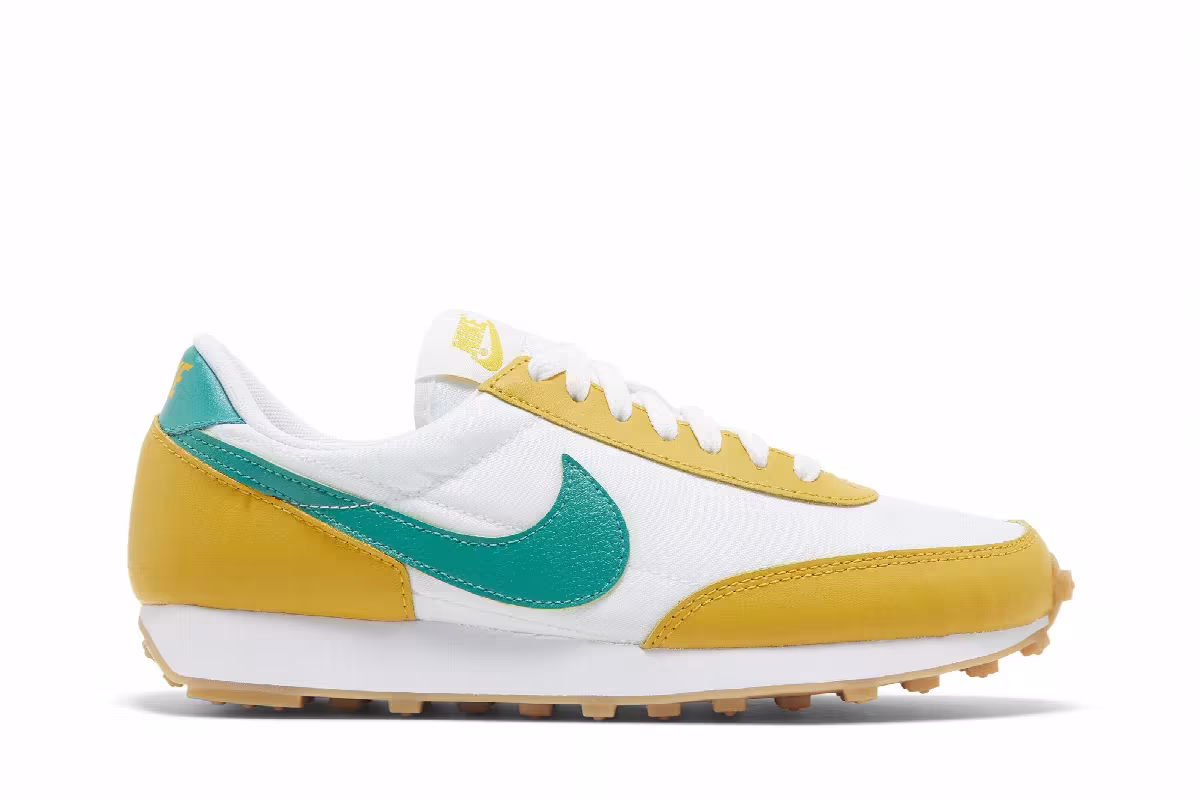 Nike Women's Daybreak White Yellow Ochre, view 2