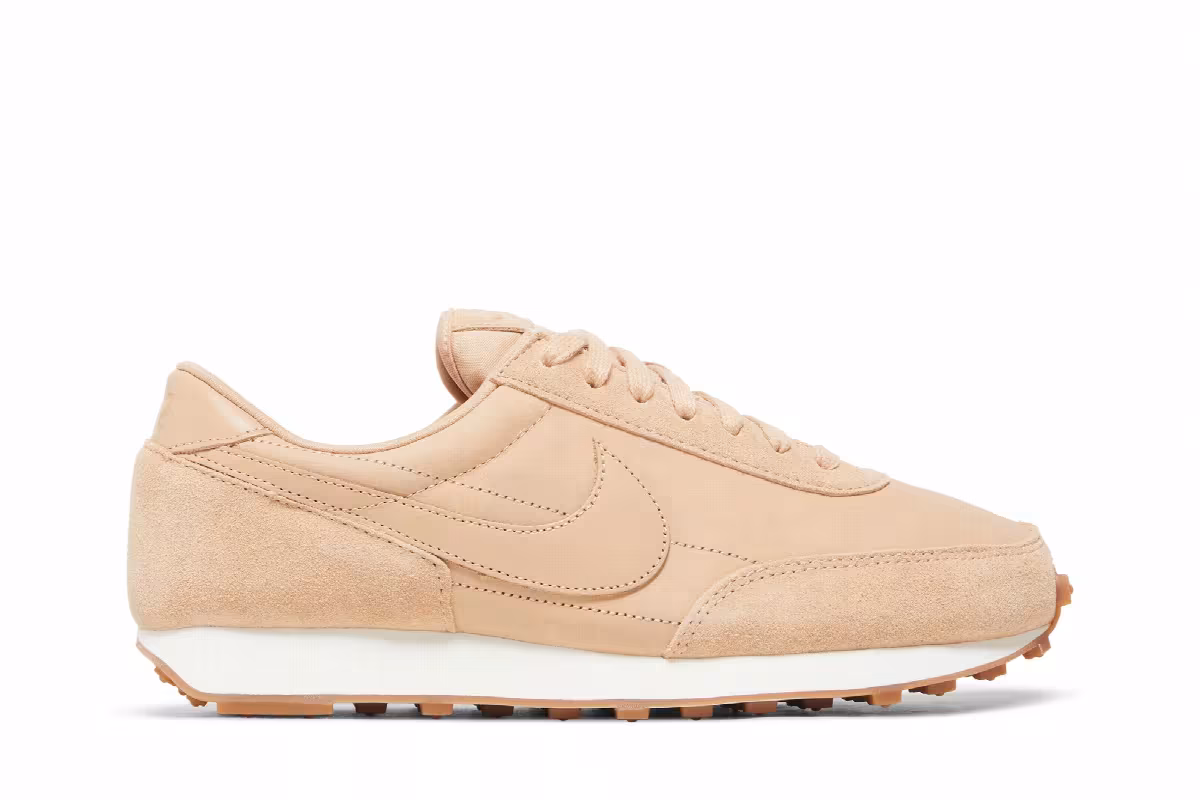 Nike Women's DBreak Premium Vachetta Tan, view 2