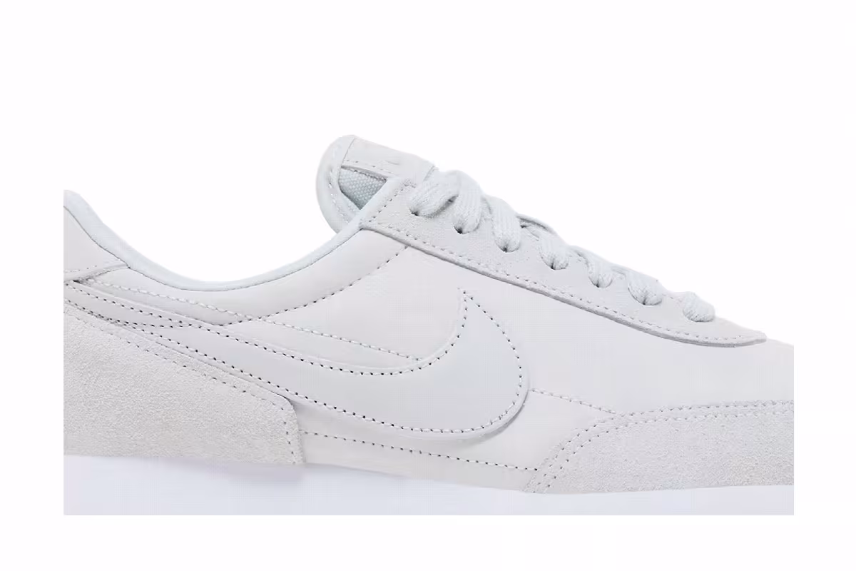 Nike Women's Daybreak Premium Photon Dust, view 3