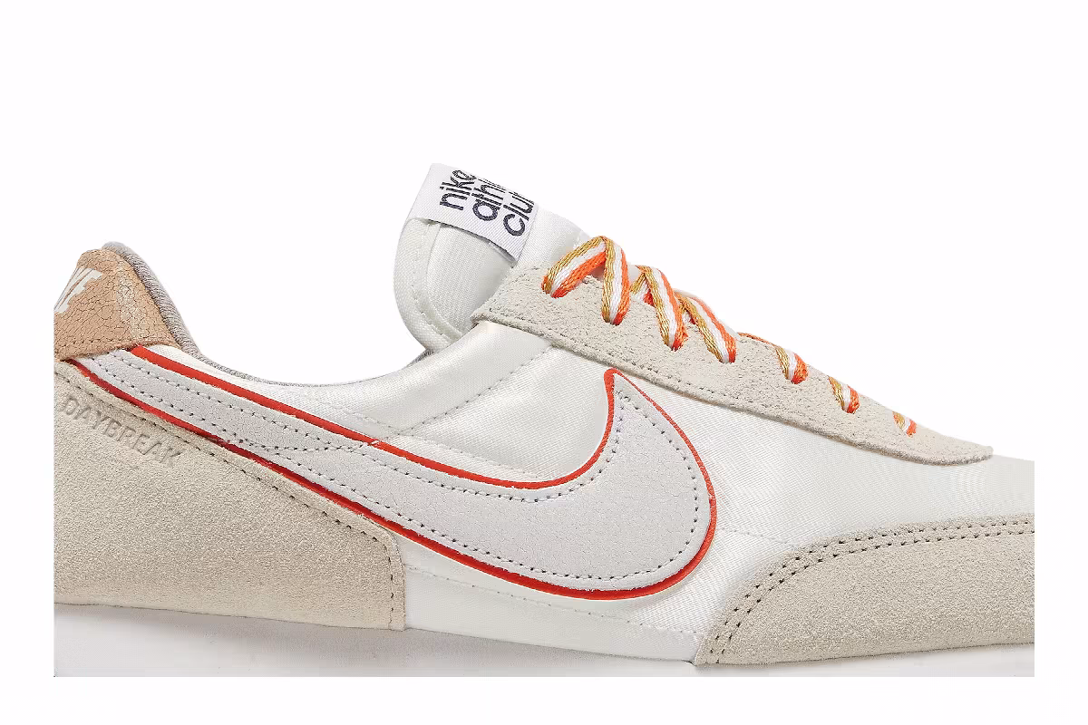 Nike Women's DBreak-Type SE Sail Rush Orange, view 3