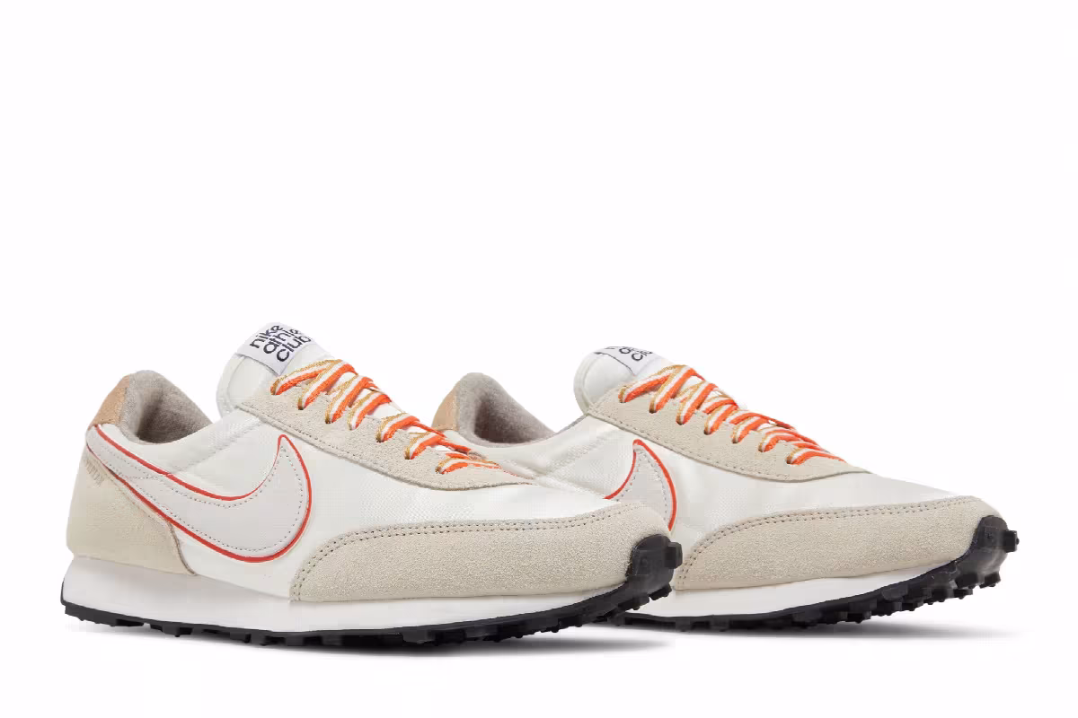 Nike Women's DBreak-Type SE Sail Rush Orange, view 9
