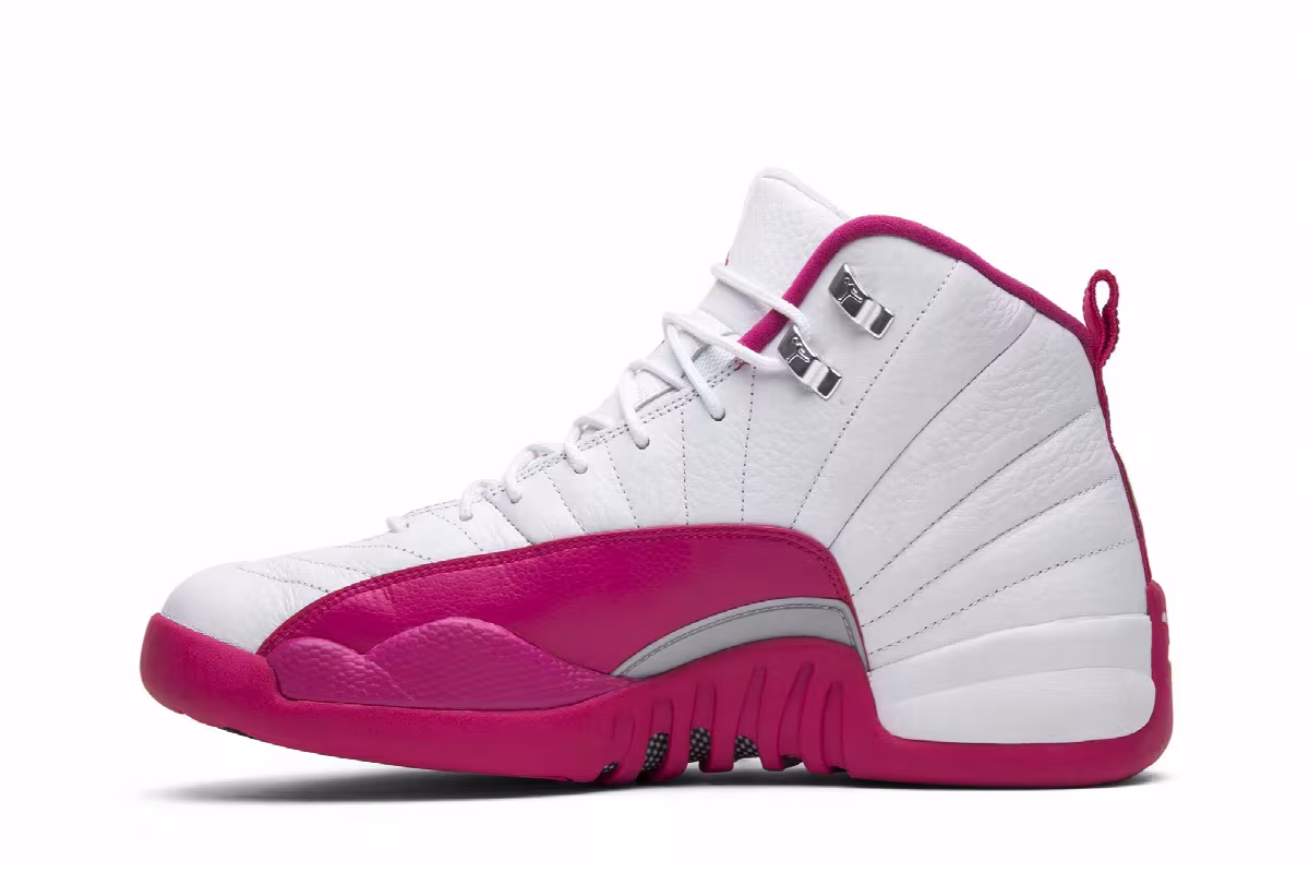 Air Jordan 12 GG valentine's day, view 4