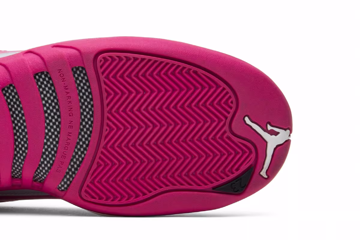 Air Jordan 12 GG valentine's day, view 6