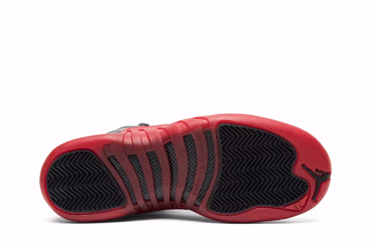 Air Jordan 12 BG Flu Game 2016, view 5