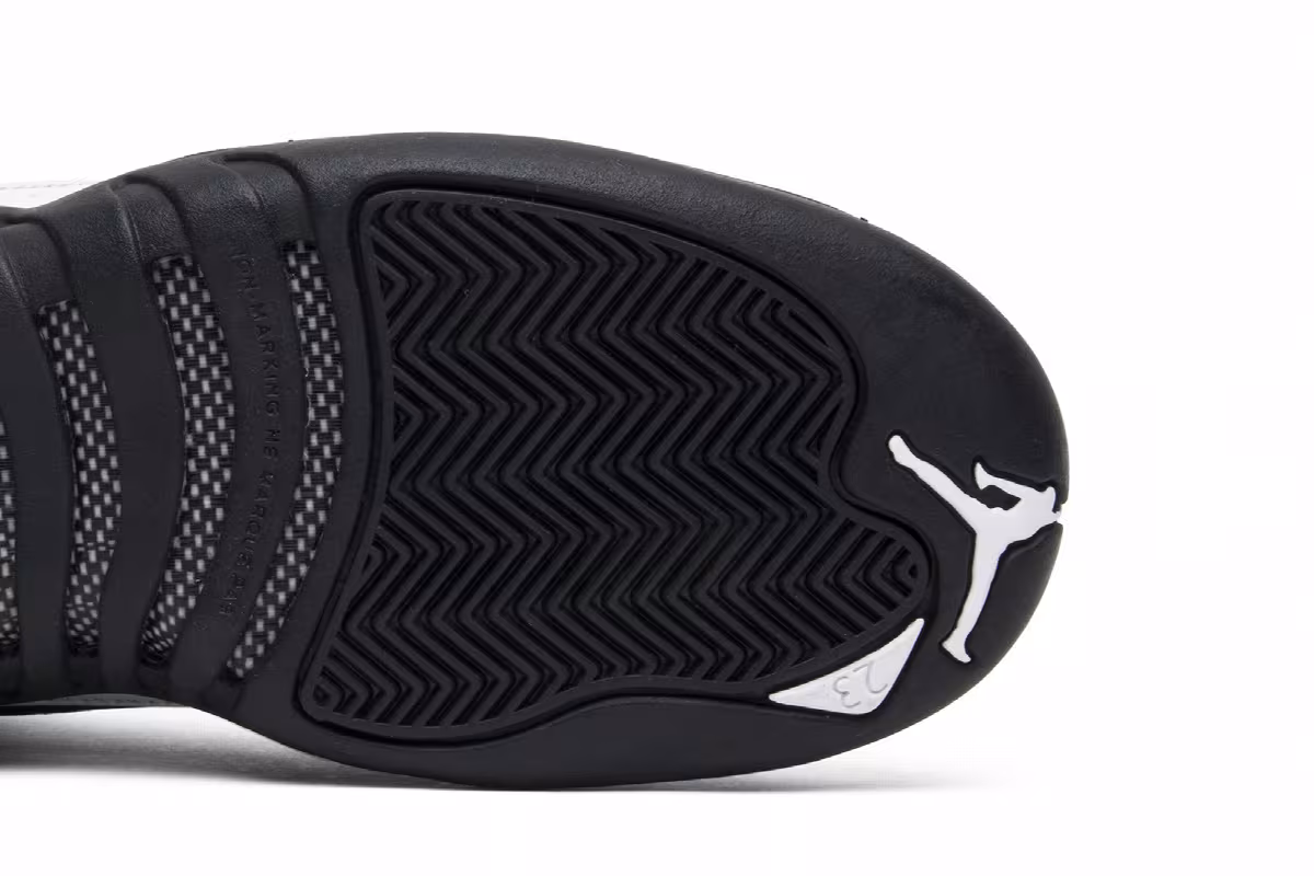 Air Jordan 12 BG The Master, view 6