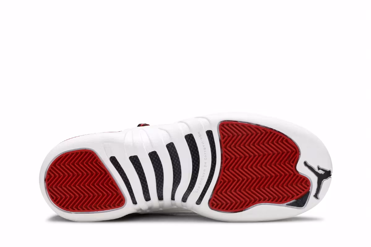 Air Jordan 12 GS Gym Red, view 5