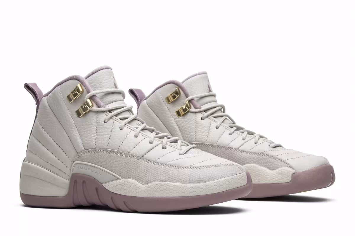 Air Jordan 12 GG Plum Fog, view 9