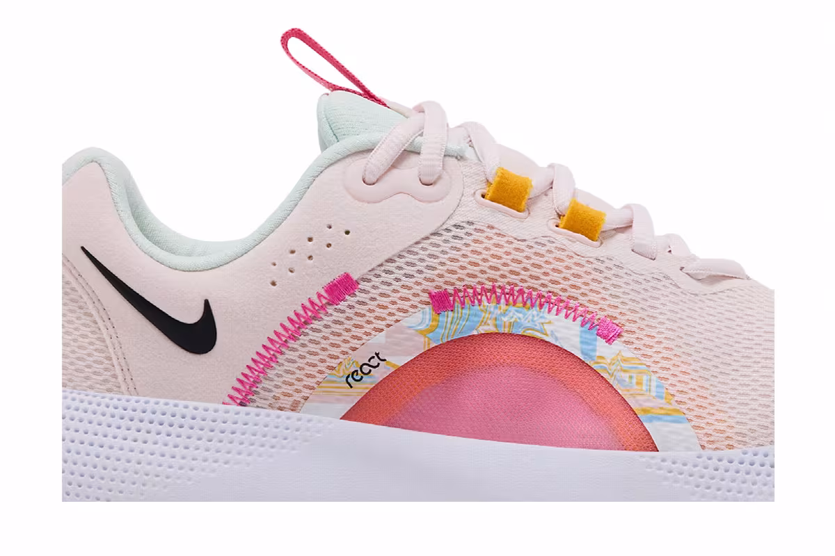 Nike Women's React Escape Run 2 Premium Light Soft Pink, view 3
