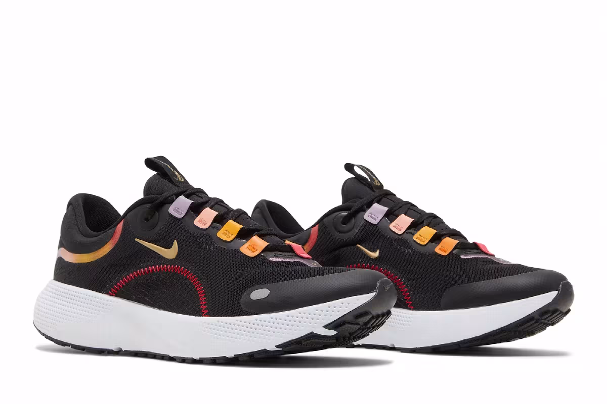 Nike Women's React Escape Run Black Magma Orange, view 9
