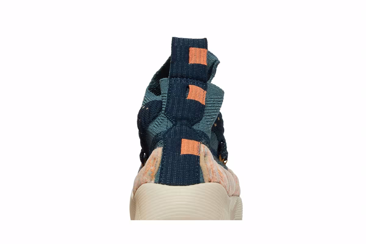 Nike ISPA Sense Flyknit Mineral Slate Magma Orange, view 8