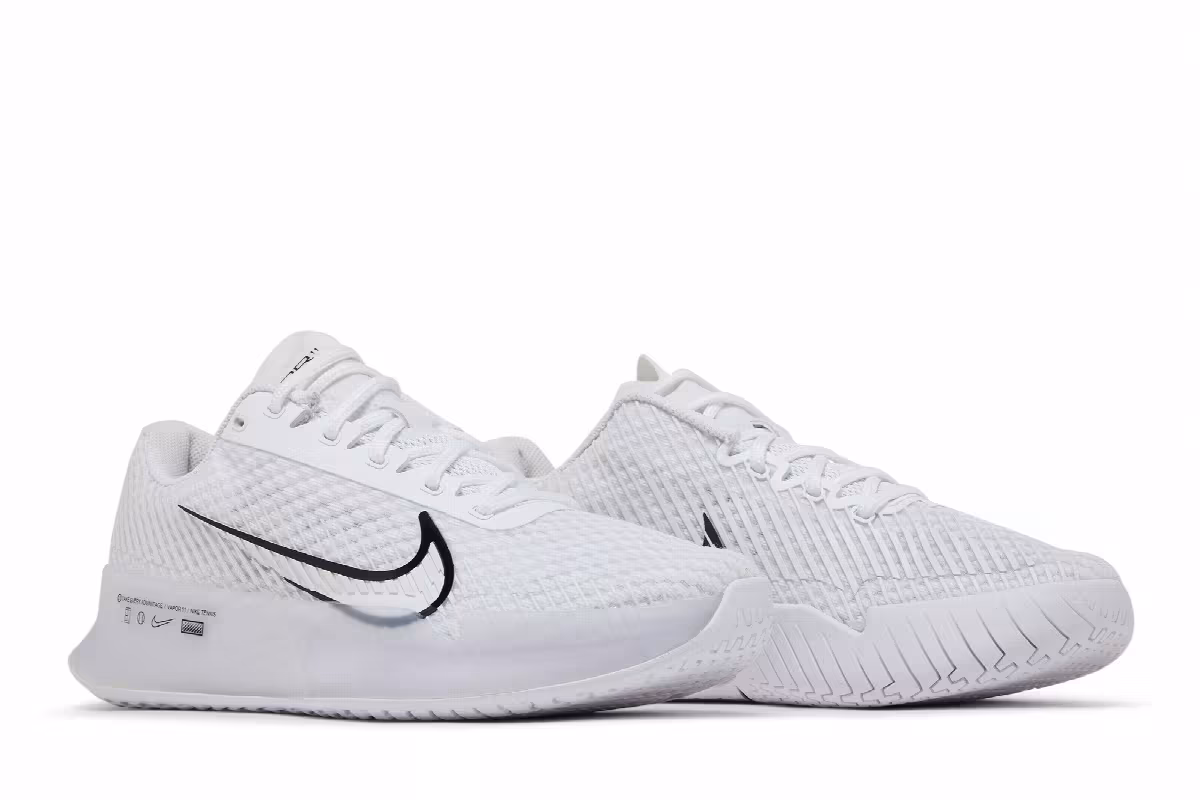 Women's NikeCourt Air Zoom Vapor 11 HC White Black, view 9