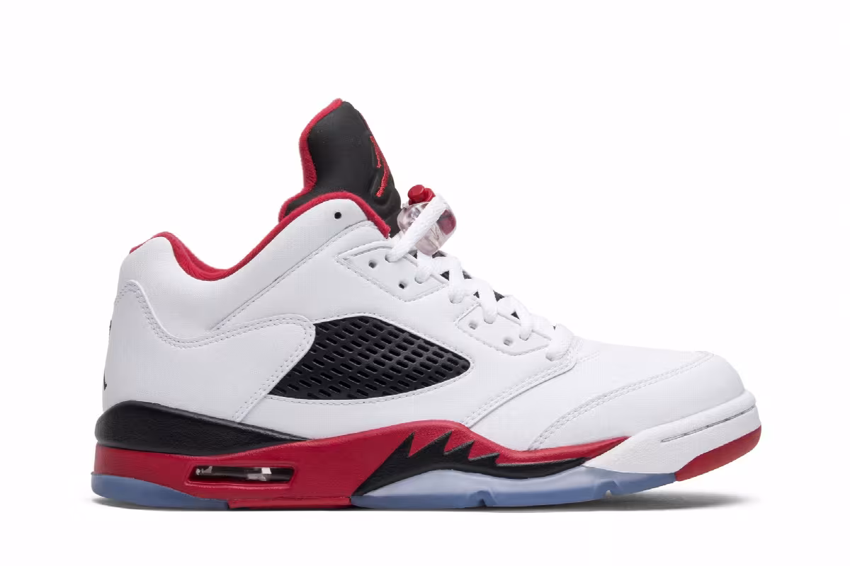 Air Jordan 5 Low Fire Red 2016, view 2
