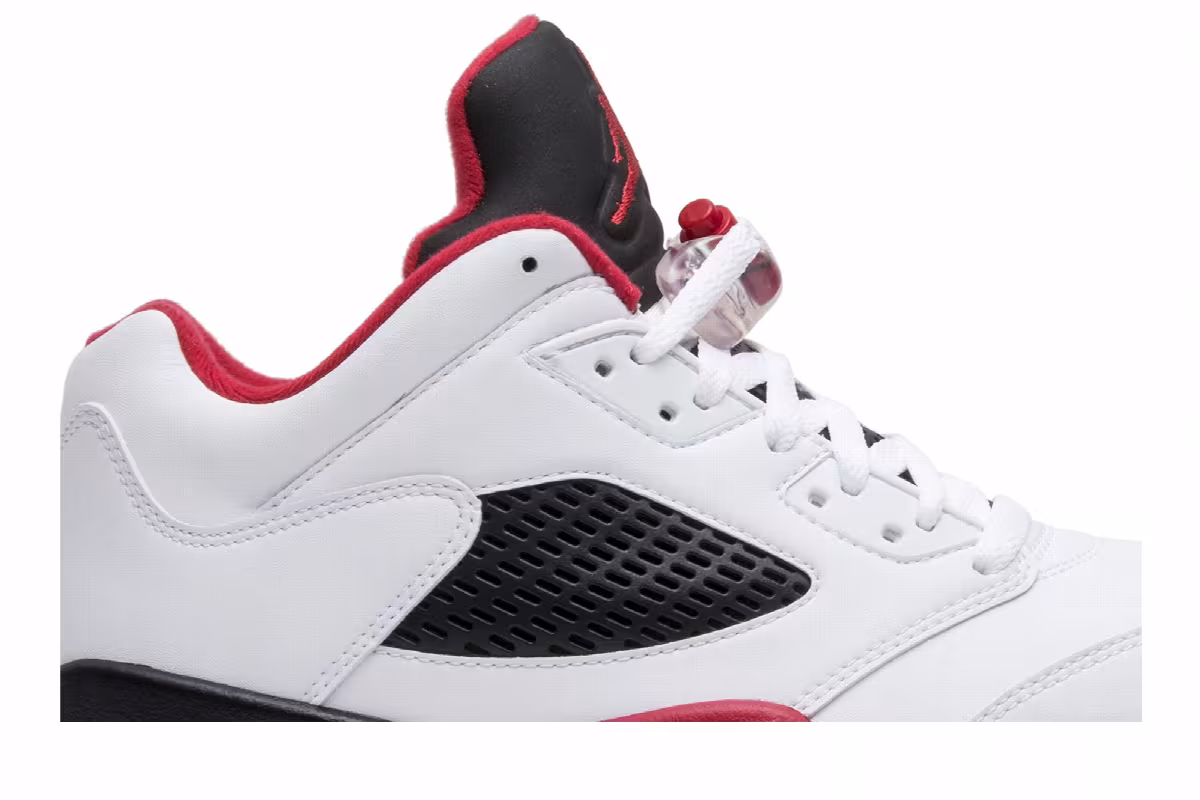 Air Jordan 5 Low Fire Red 2016, view 3